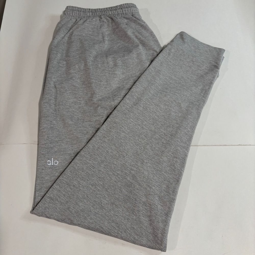 ALO Yoga Gray Sweatpants